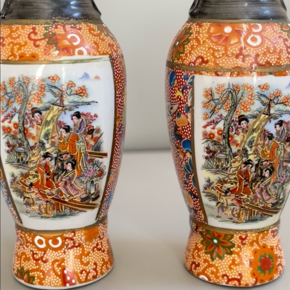 Chinese Antique porcelain vase Pair of Vase